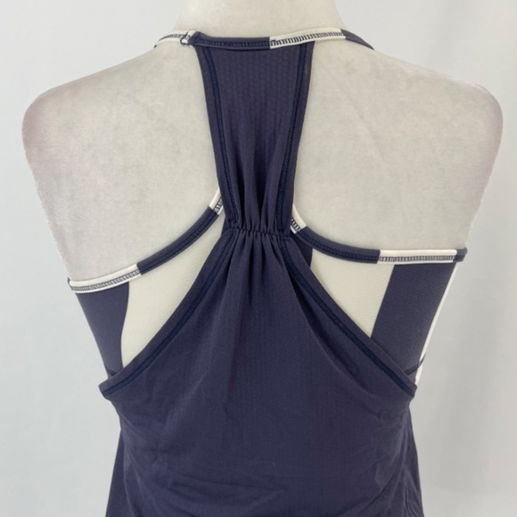 Lululemon No Limits Sports Bra Layer Loose Fit Tank Top Cadet Blue Stripe Size 4 - Picture 12 of 16